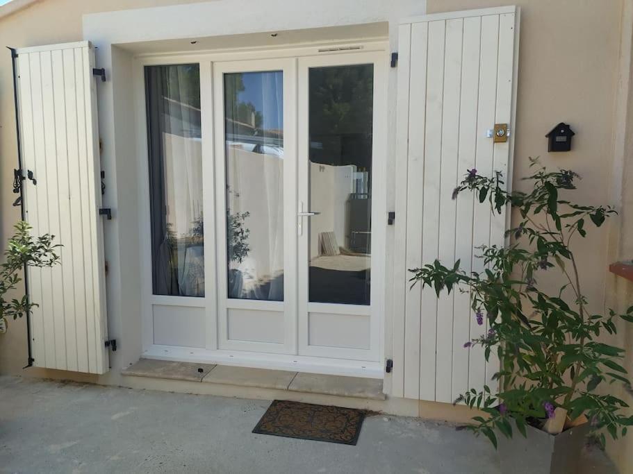 Le Petit Pied A Terre Du Luberon Apartment Mérindol Екстериор снимка